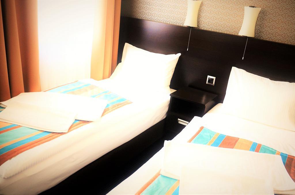 Hotel Kamienica Opole Bagian luar foto