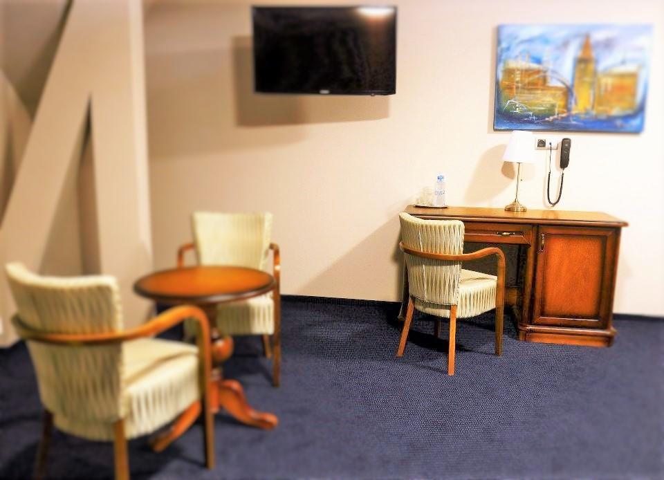 Hotel Kamienica Opole Bagian luar foto