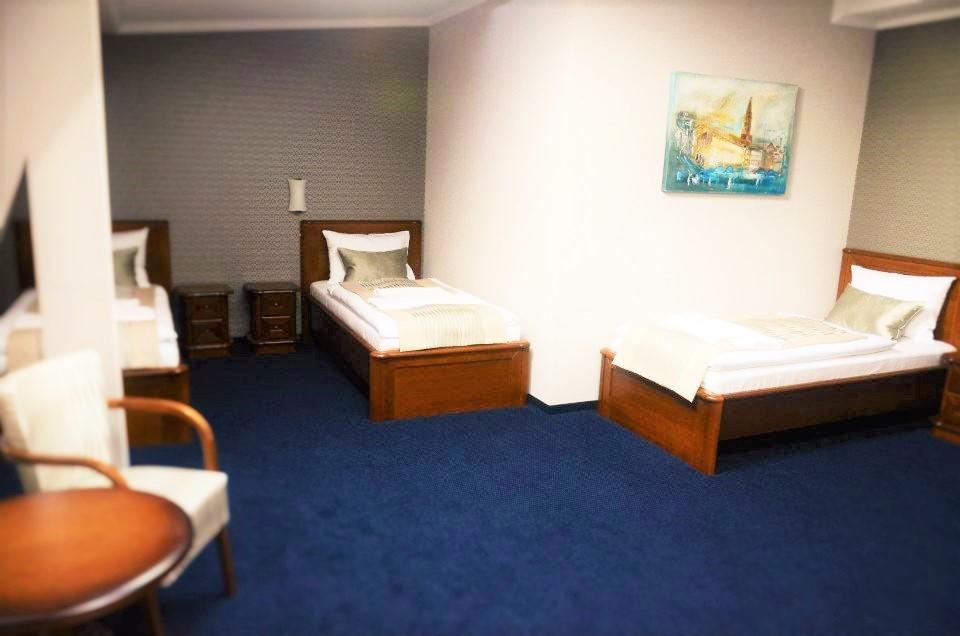Hotel Kamienica Opole Bagian luar foto